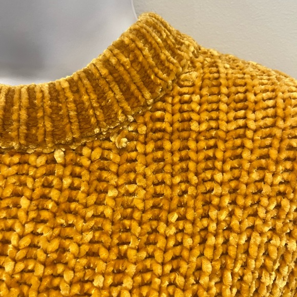 Yellow artizia sweater. Size xs - Picture 4 of 5
